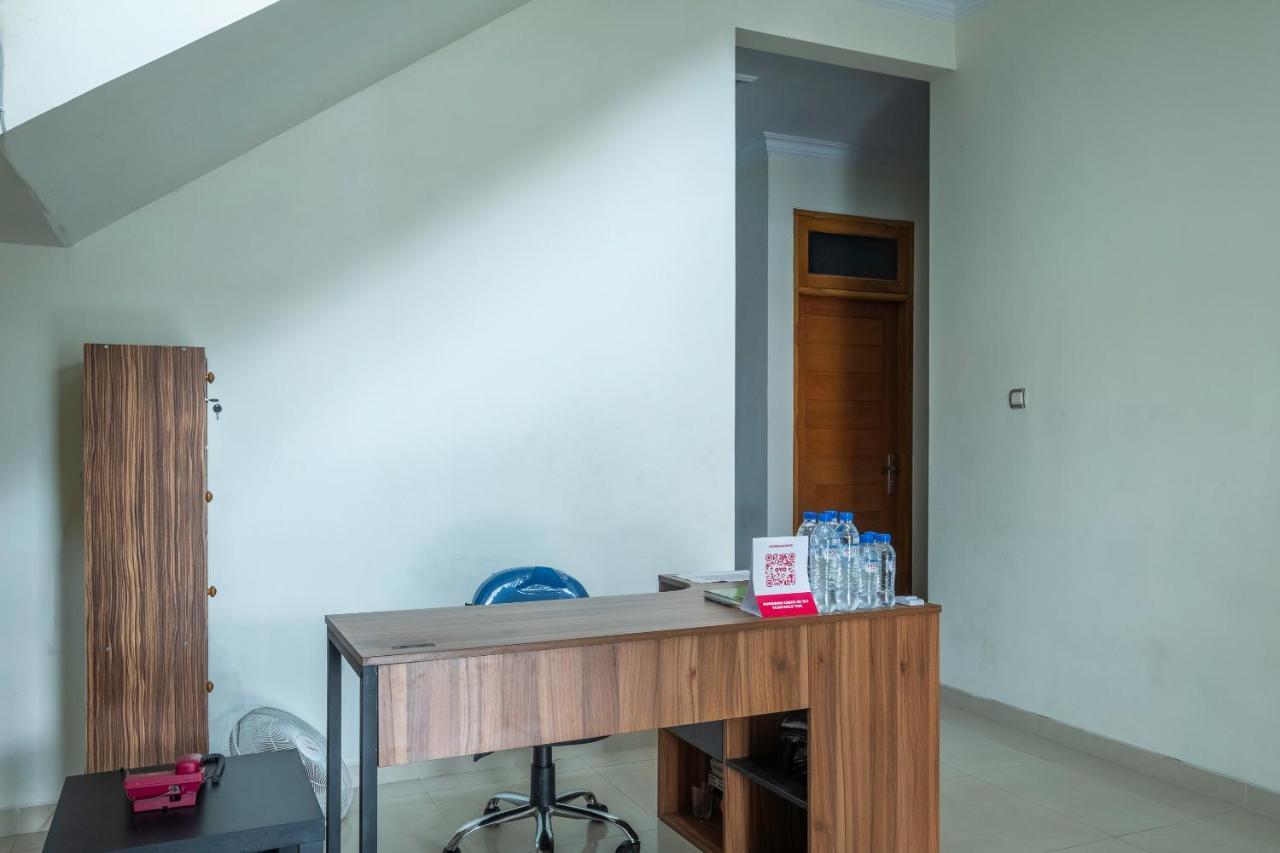 Oyo 2259 Zleepy Ks Tubun Cirebon Exterior foto